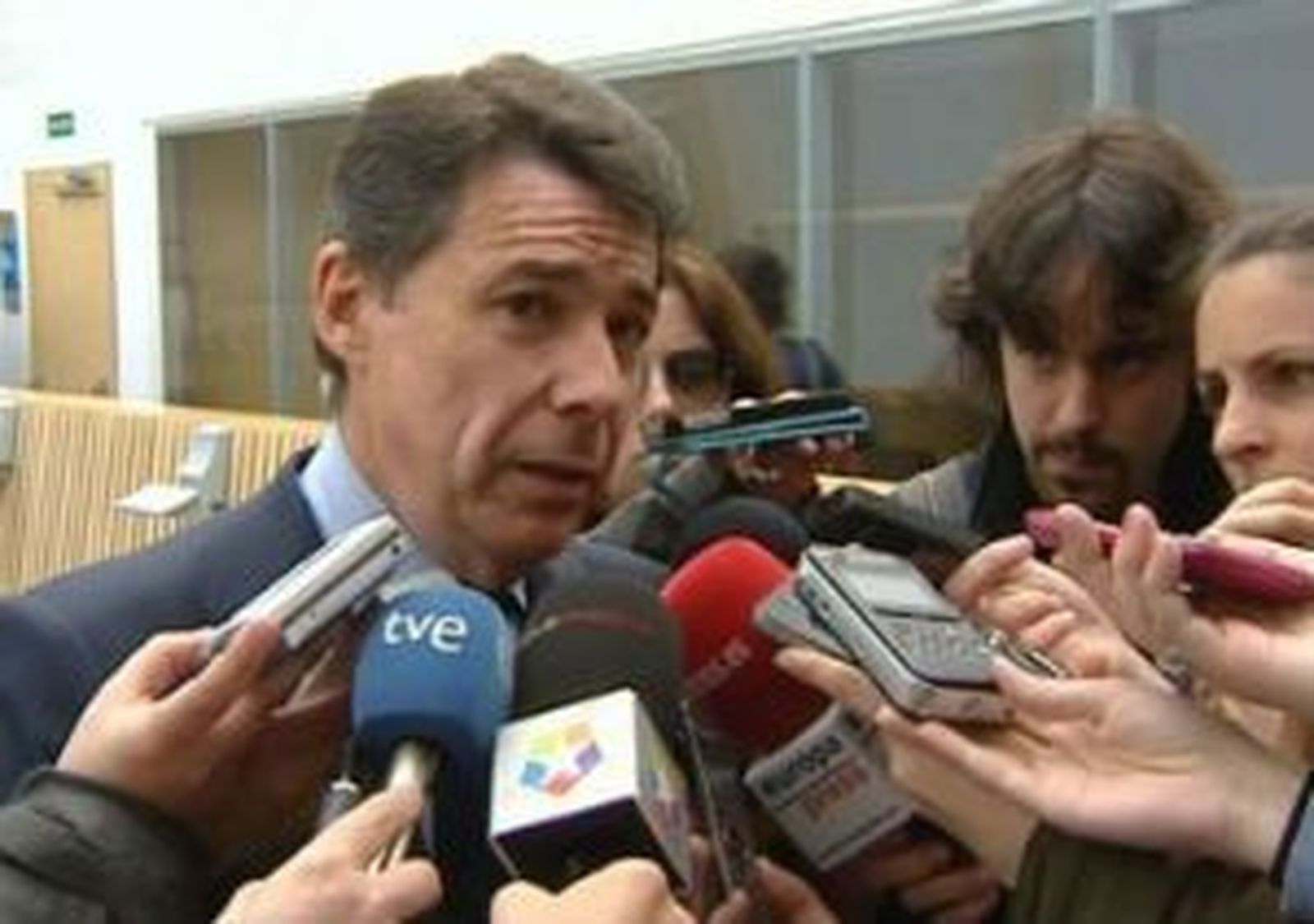 González: “ la investigación ilegal es práctica reiterada de gobiernos socialistas”
