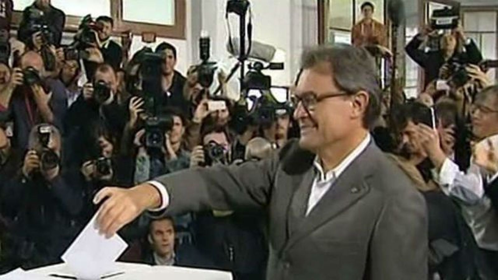 El Constitucional anula la consulta soberanista de 9N por ser referéndum reservado al Estado