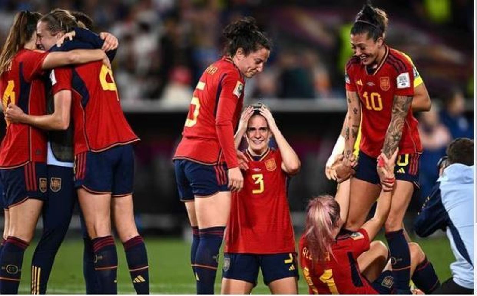 Selección española femenina de fútbol