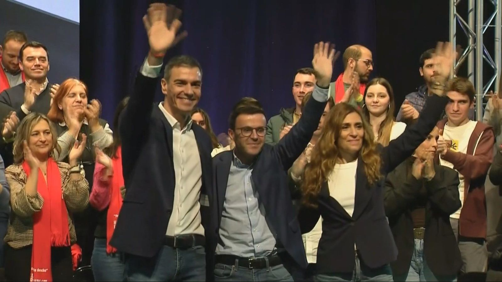 Elecciones en Extremadura: El PSOE cierra la puerta a la abstención para facilitar un Gobierno de Guardiola sin VOX