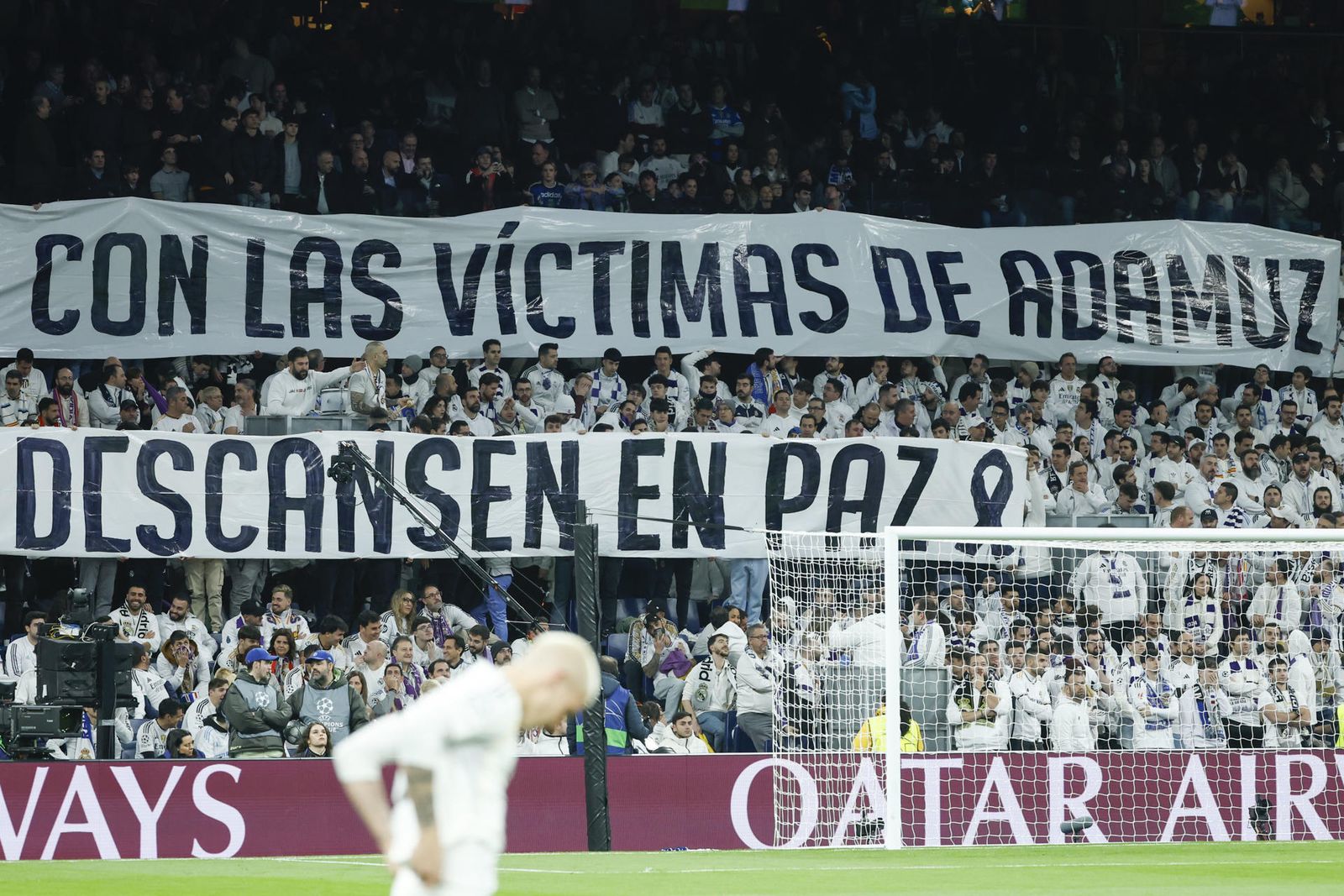 Minuto de silencio en el Bernabéu