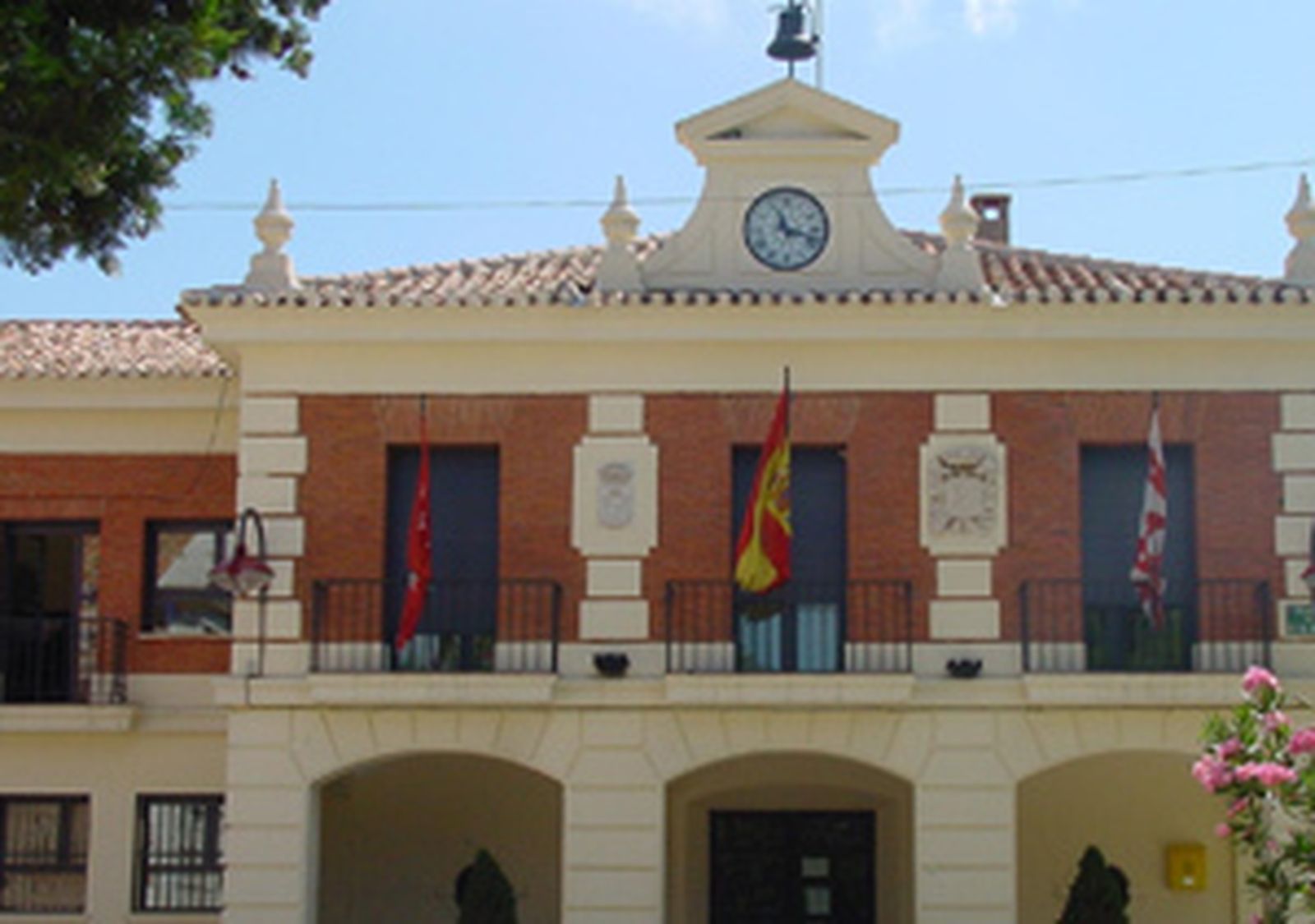 ayuntamiento_rivas300