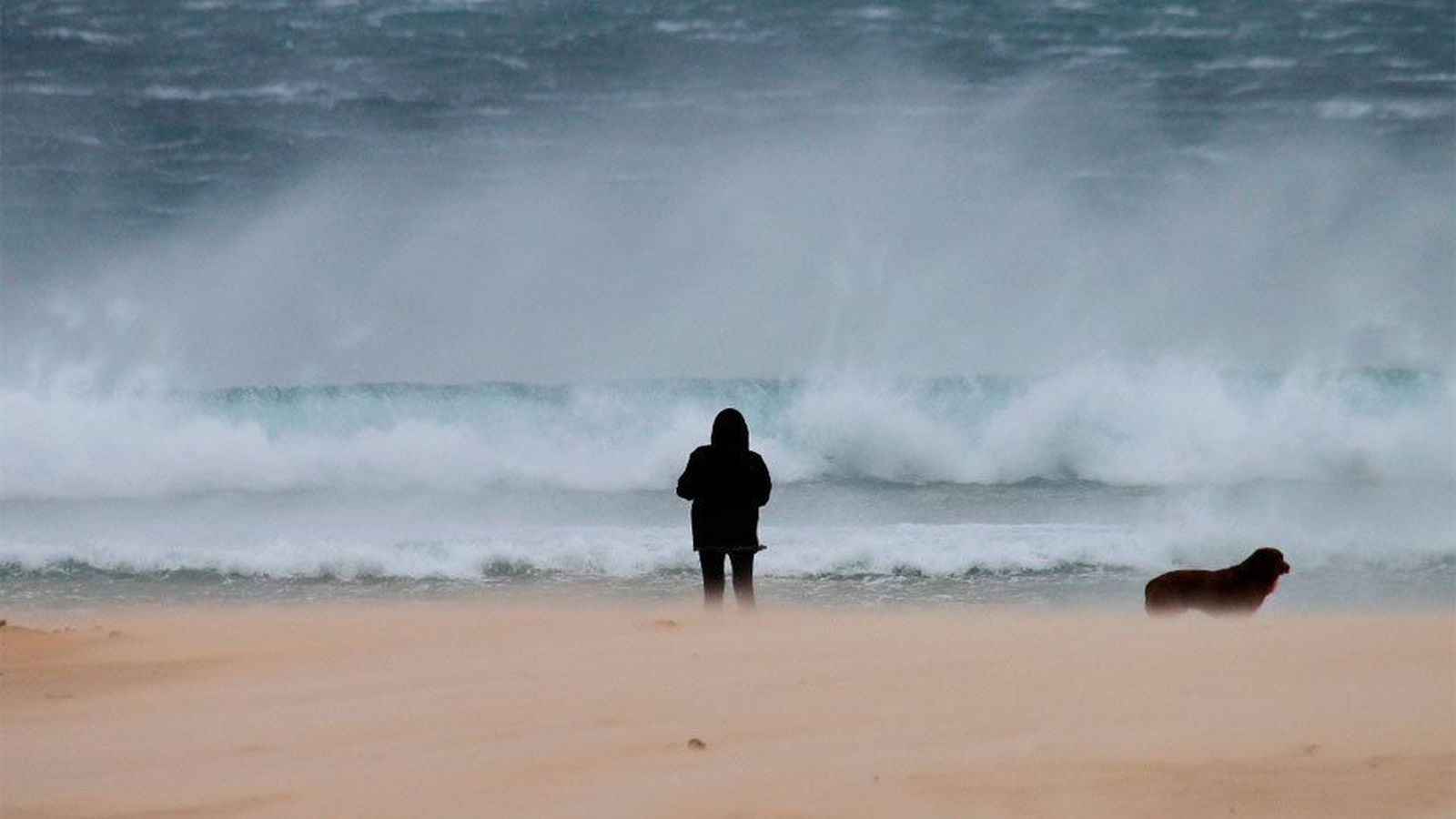 Sigue cerrado el puerto de Tarifa y el de Algeciras cancela las líneas a Ceuta y Tánger