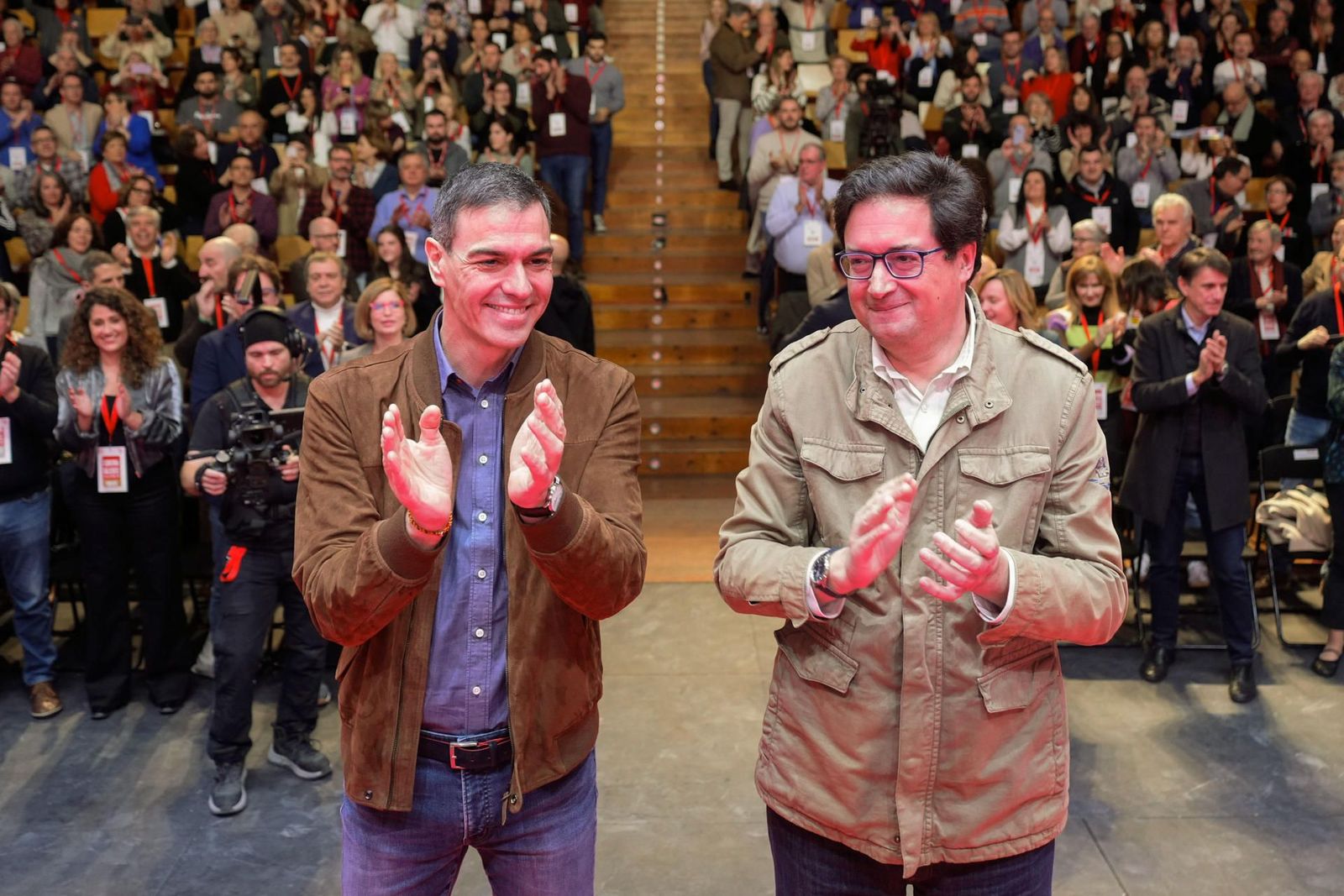 Sánchez dice que Madrid es una "multinacional ultraderechista"