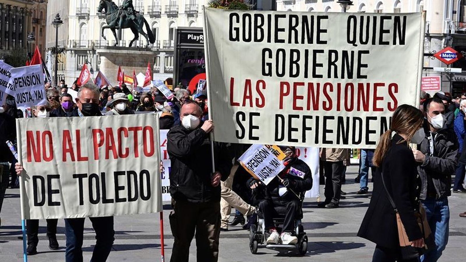 Manifestación en defensa del sistema público de pensiones en Madrid