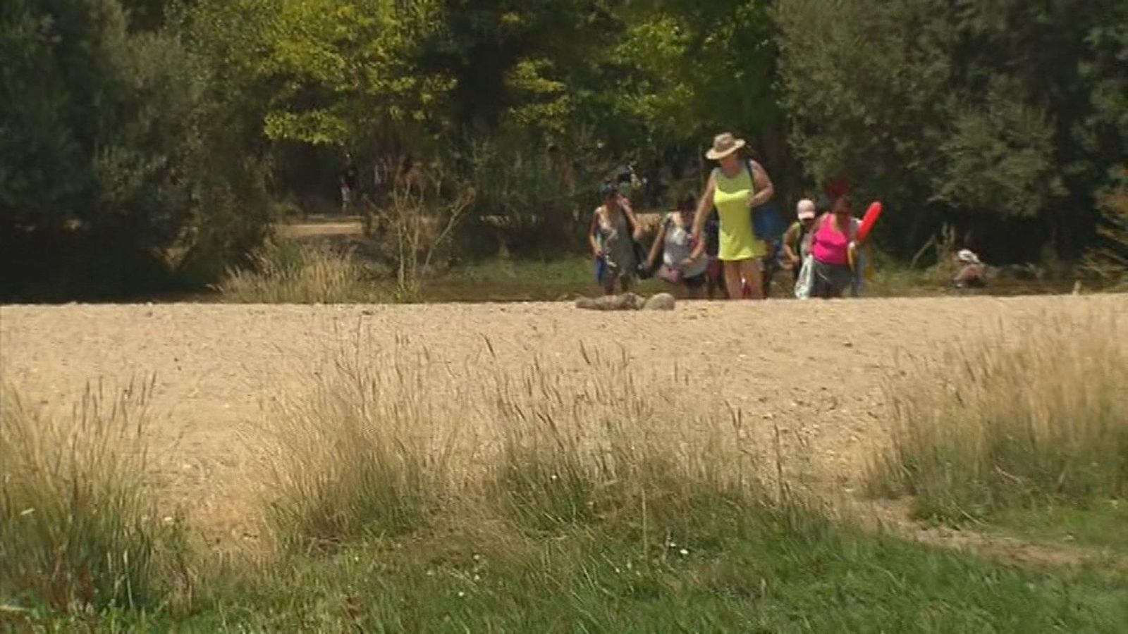 La playa de Alberche de Madrid, uno de los destinos favoritos de los madrileños para darse un baño