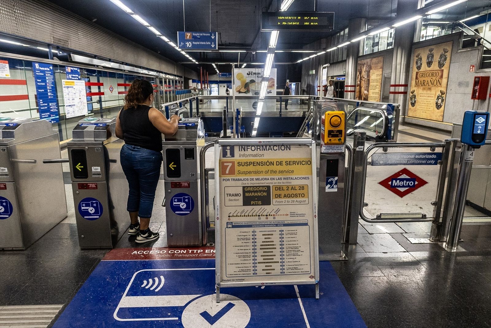 Cartel de aviso en la estación de Gregorio Marañón, 2 de agosto de 2026