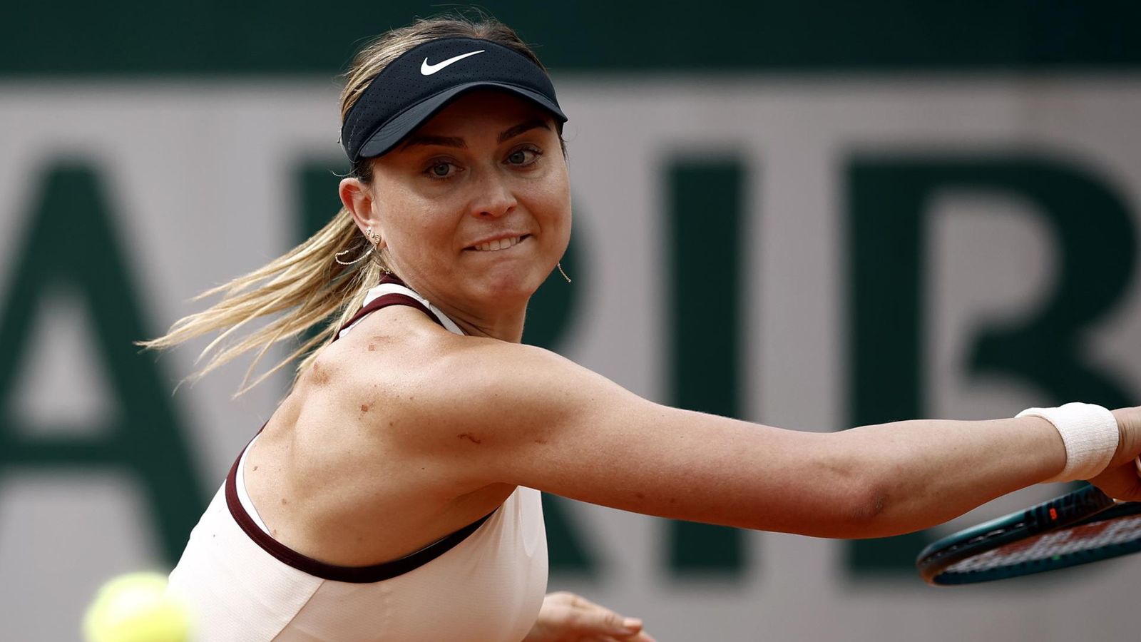 Badosa dice adiós a Roland Garros