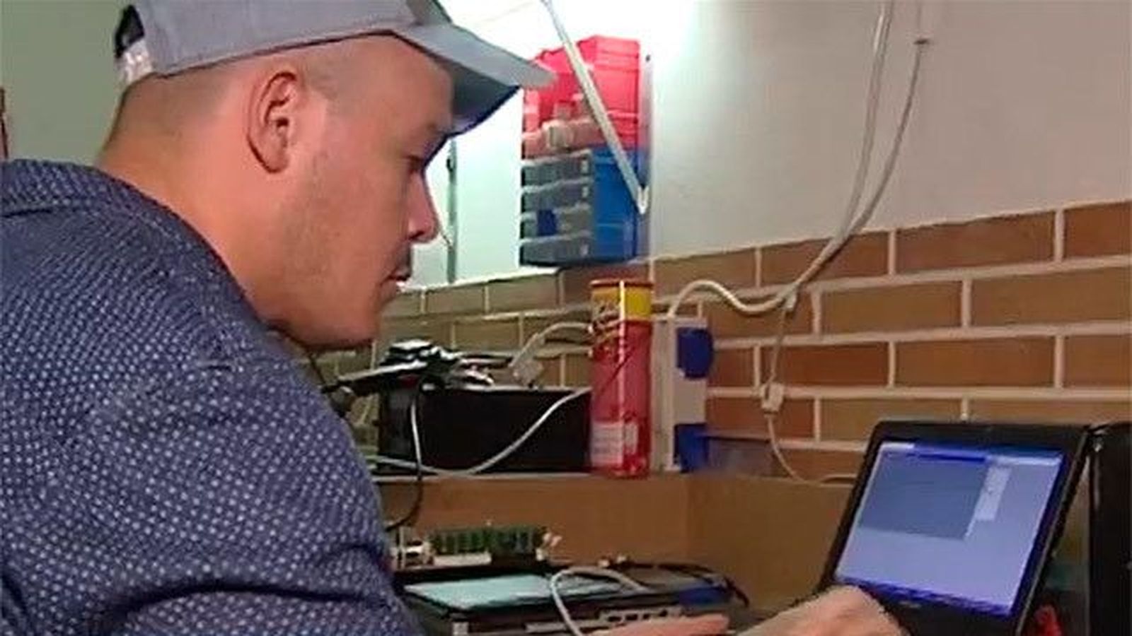 Reparar y reutilizar frente a la obsolescencia programada