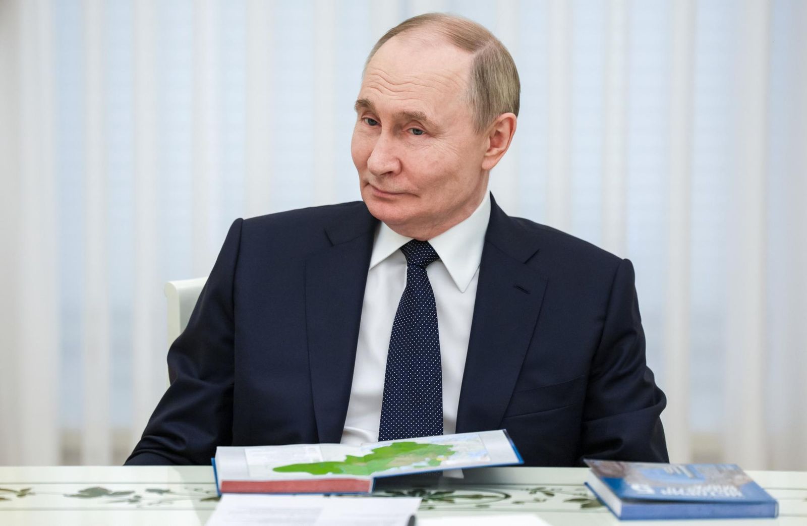 Putin califica de "agresión injustificada" el ataque de Estados Unidos contra Irán