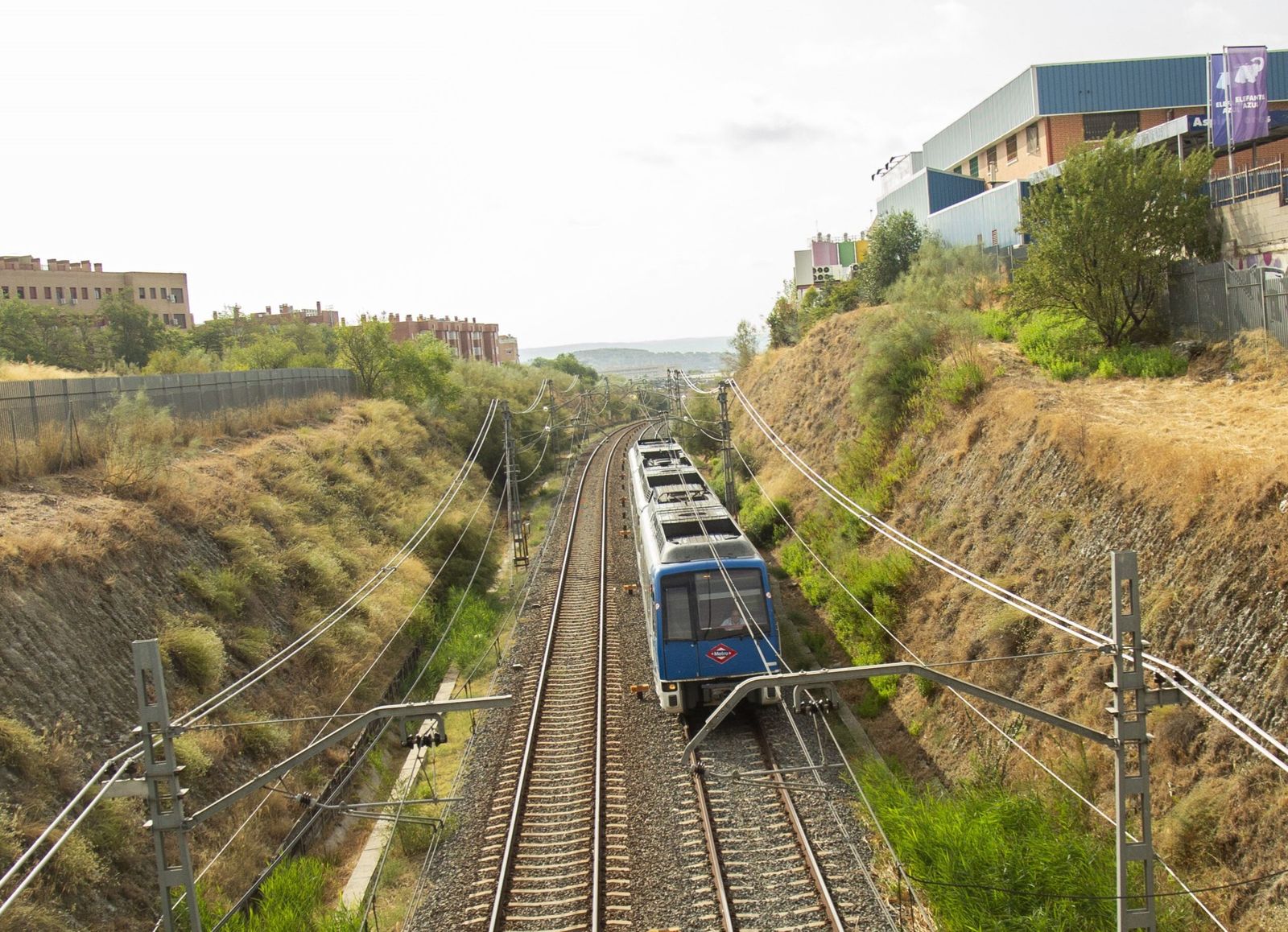 El Metro a su paso por Rivas