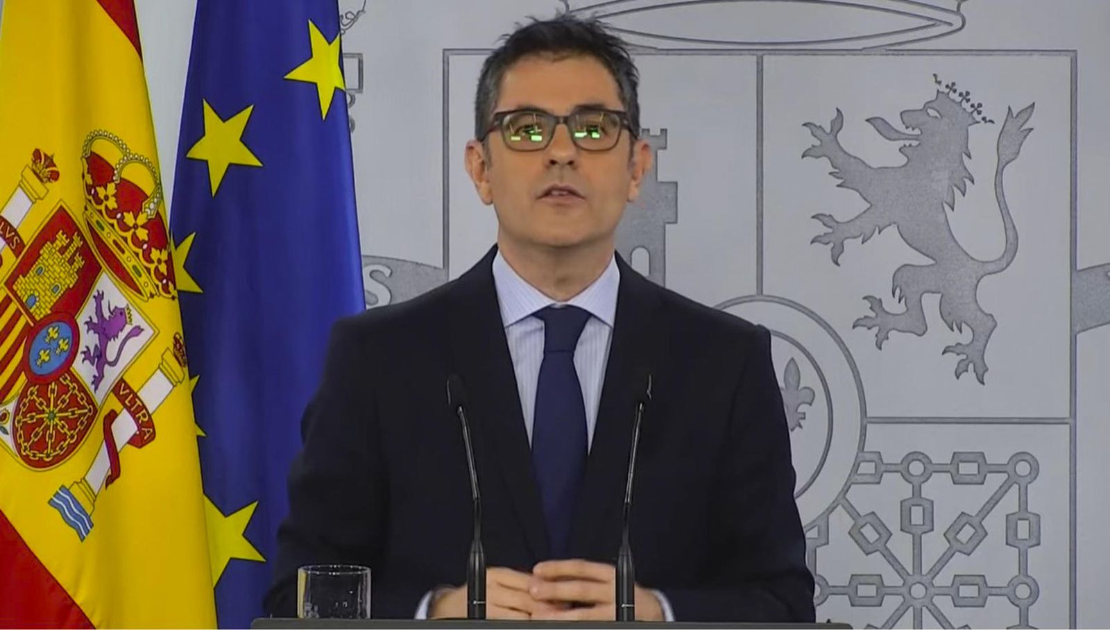 Bolaños dice que la resolución del TC debe acatarse pero  alega que no puede paralizar la actividad parlamentaria