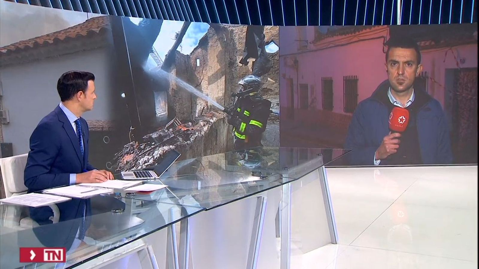 Incendio en una vivienda de Torres de la Alameda