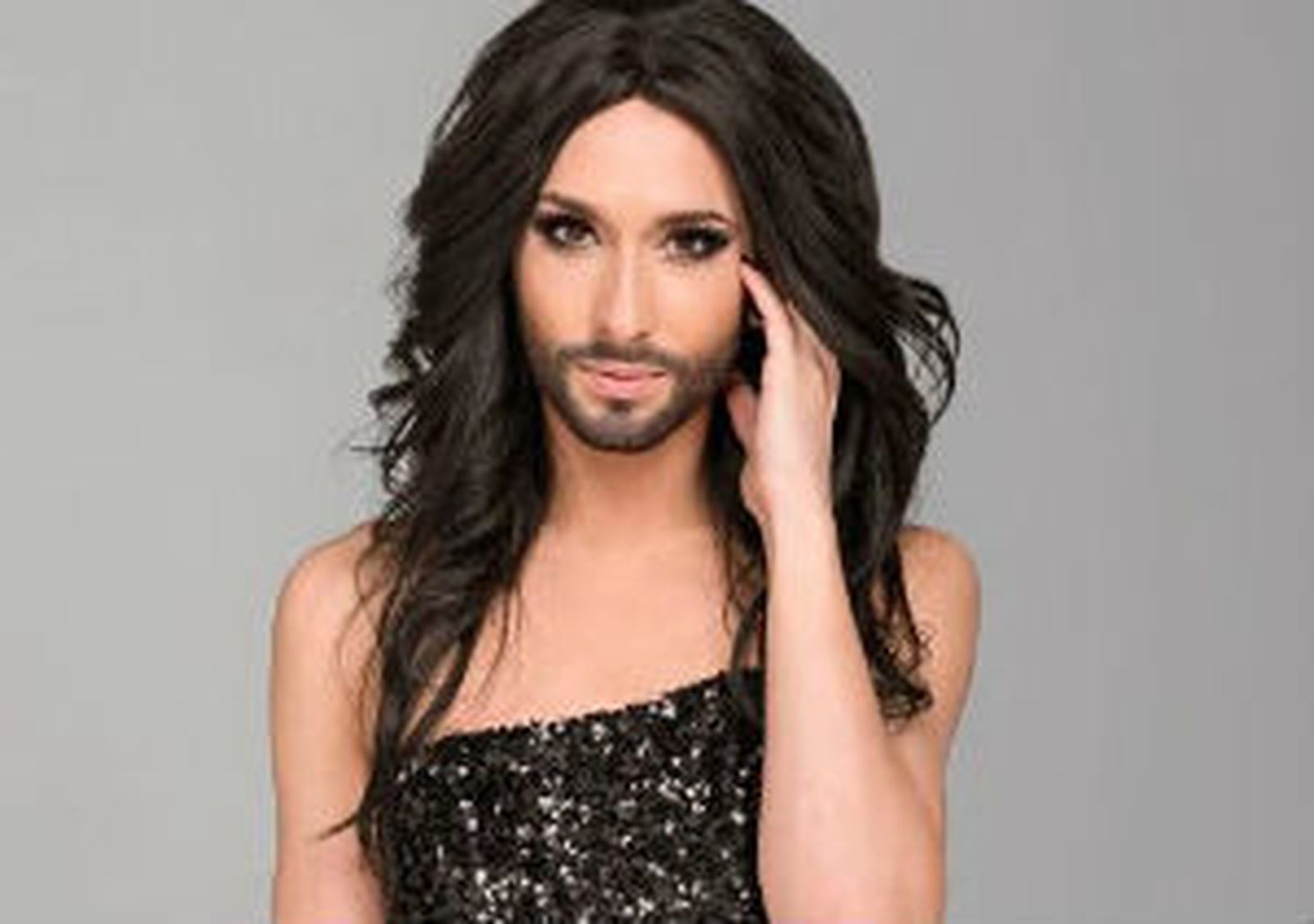 Conchita Wurst asegura que la noticia de la muerte de su personaje se exageró