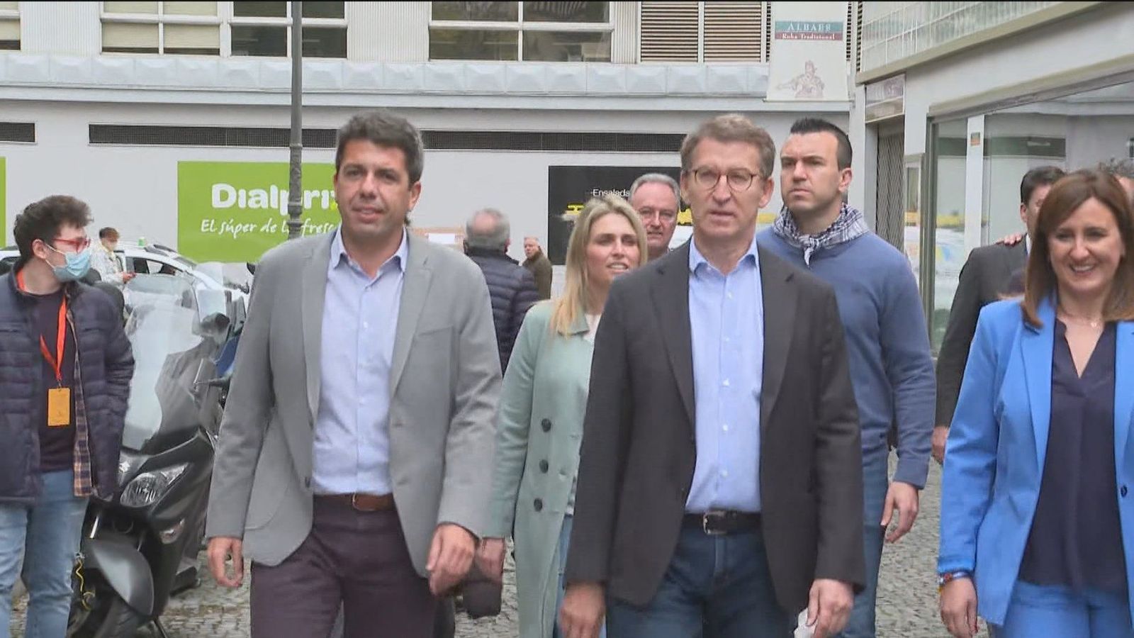Feijóo inicia en Valencia su gira nacional para explicar su proyecto para el PP
