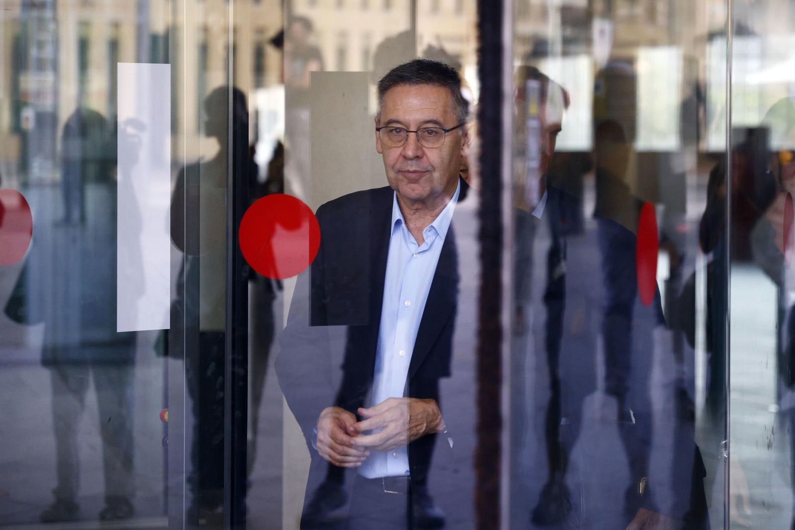 Bartomeu y su directiva, imputados por el pago de comisiones en fichajes