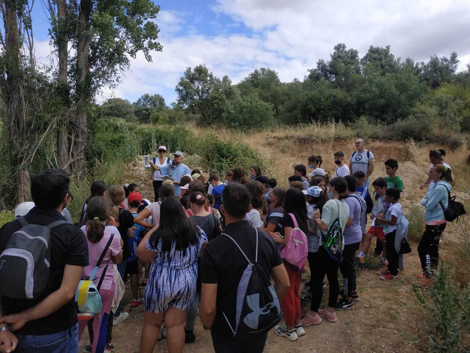 Participantes en una de las actividades del Centro de la Naturaleza de Ambite