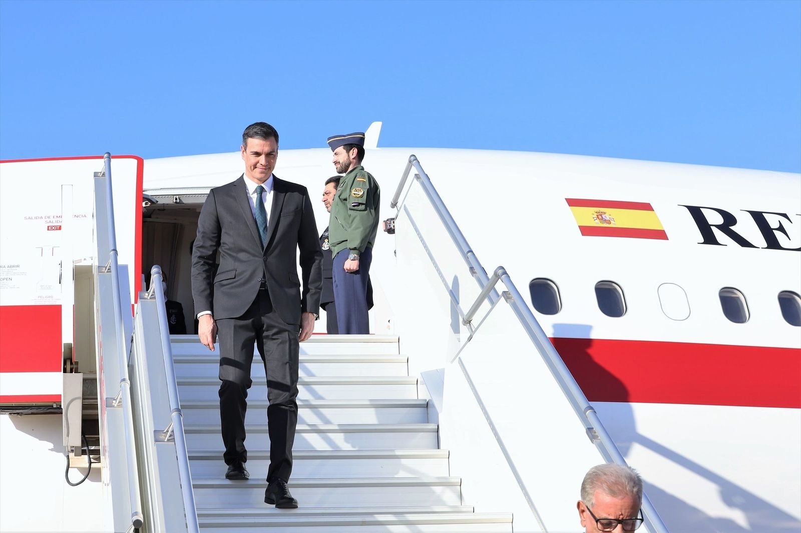 Pedro Sánchez inicia sus vacaciones tras un año marcado por los casos judiciales y la tensión política