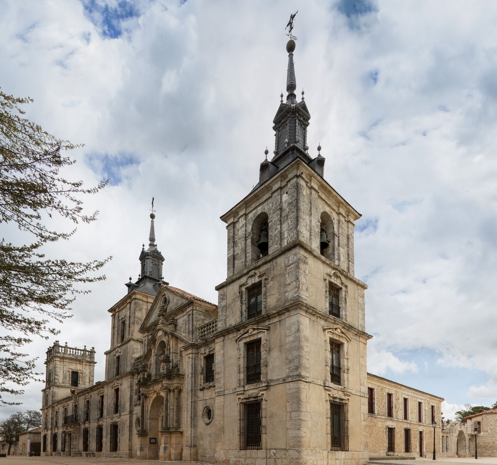 Iglesia y palacio de Nuevo Baztán