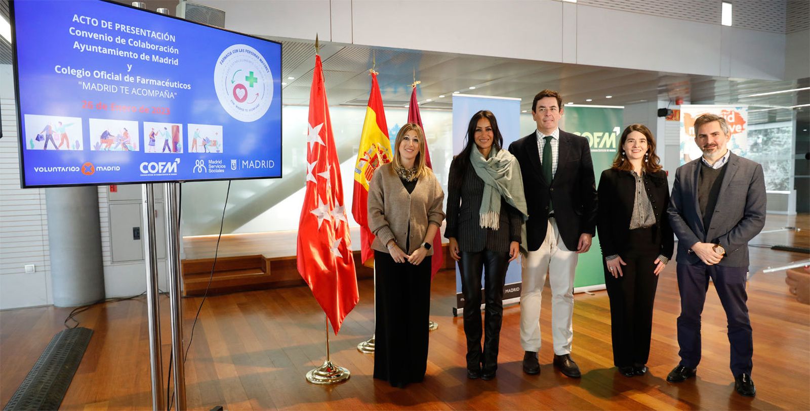 Las Farmacias de la capital se alían con el Ayuntamiento contra la soledad no deseada de los mayores