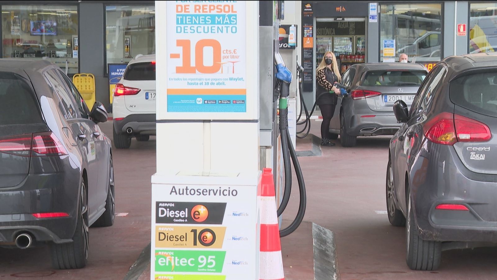 Confusión entre conductores y estaciones de servicio por la subvención a los carburantes