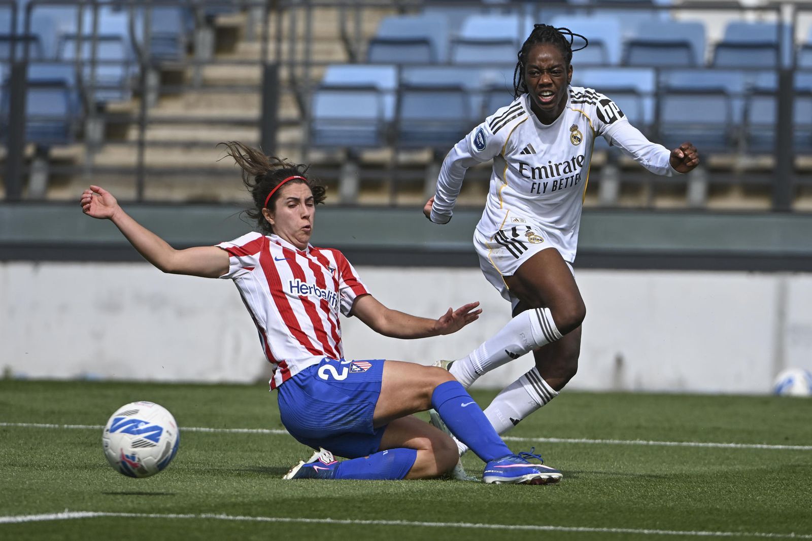 Linda Caicedo ante el Atlético de Madrid