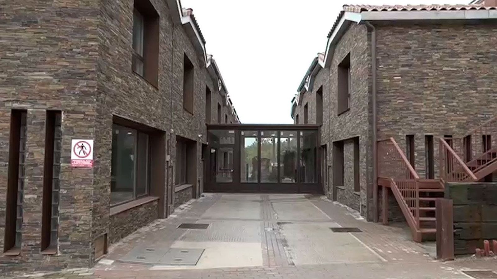 Los cuarenta menores del centro de Hortaleza serán realojados en Somosierra