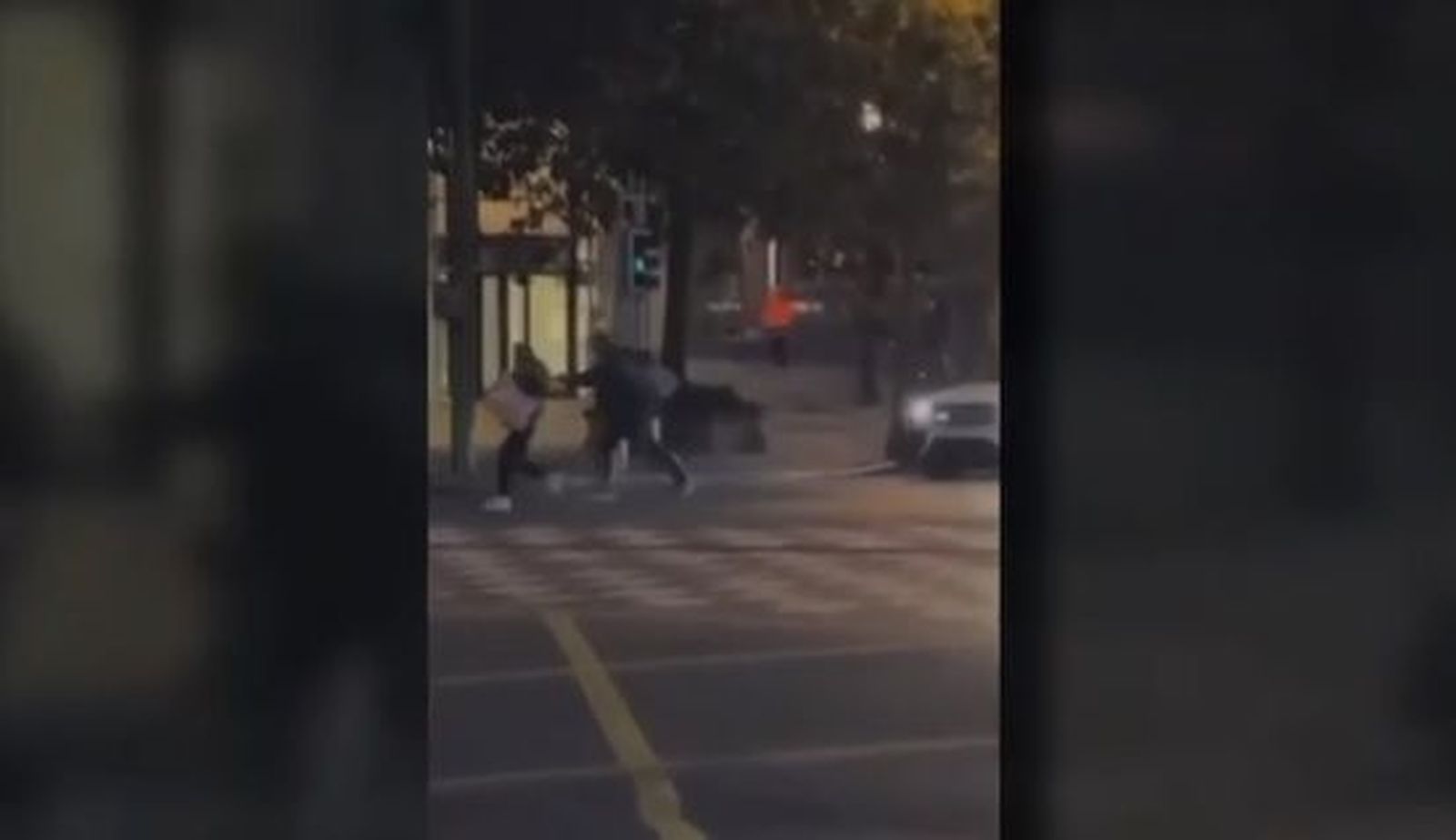 VÍDEO: Al menos dos muertos por disparos con un fusil en el centro de Bruselas