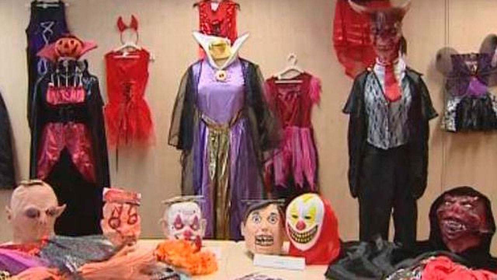 La Comunidad inspecciona artículos de Halloween tras requisar 2.000 en 2016