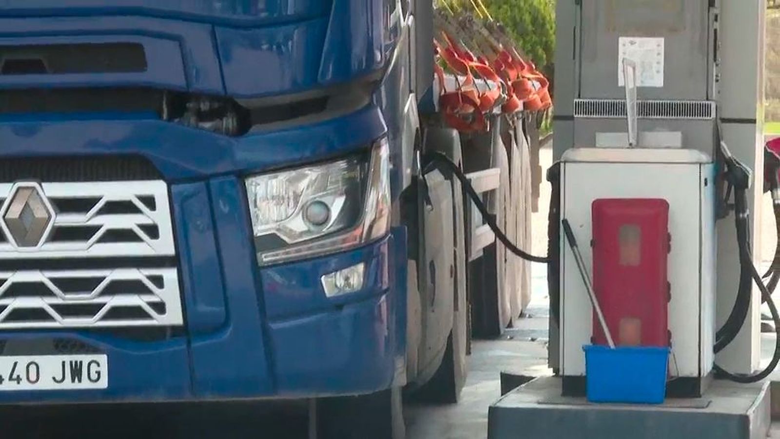 El precio de los combustibles pone al límite a los transportistas