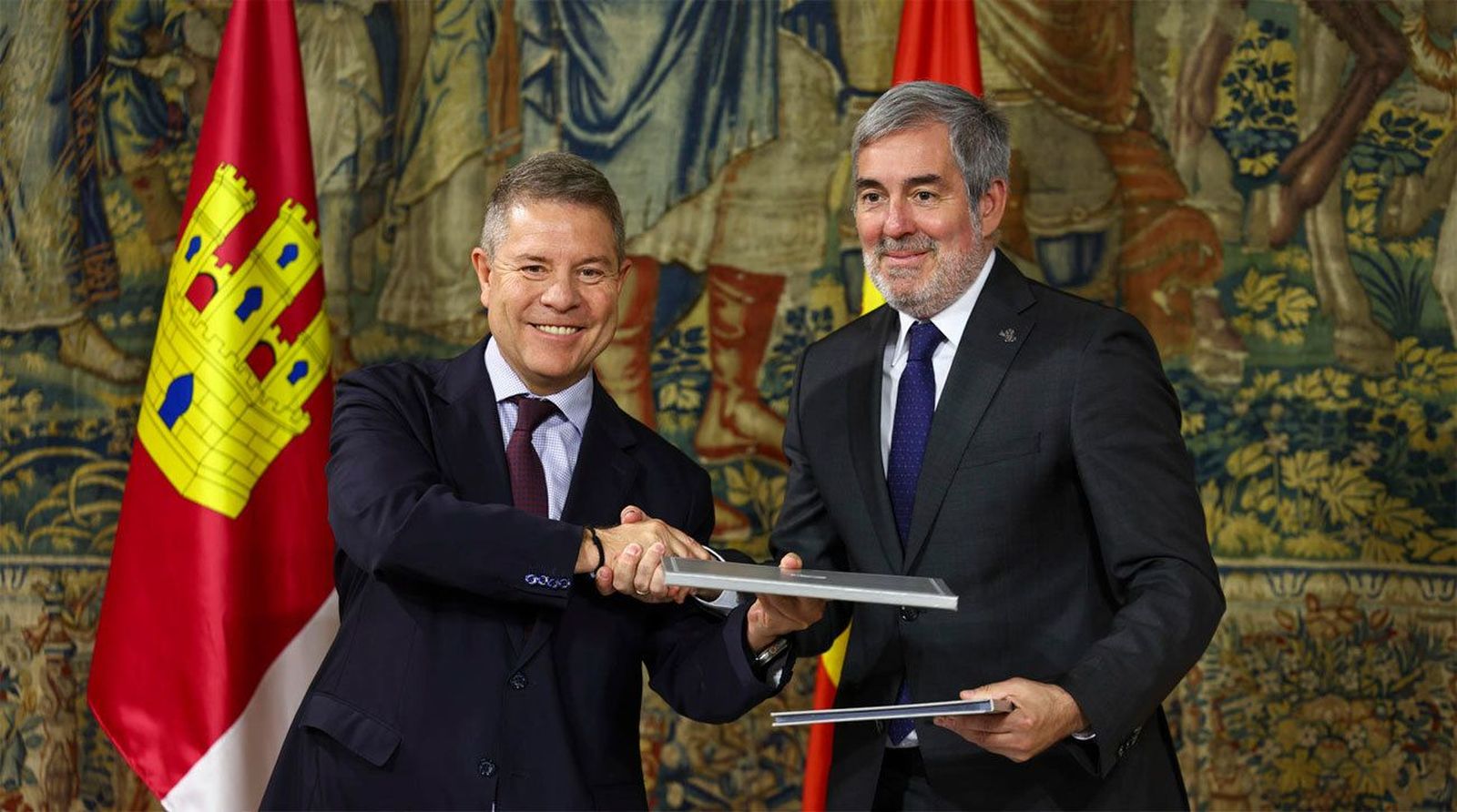 Page y Clavijo advierten contra el 'cupo' catalán y la ruptura de la 'caja común'