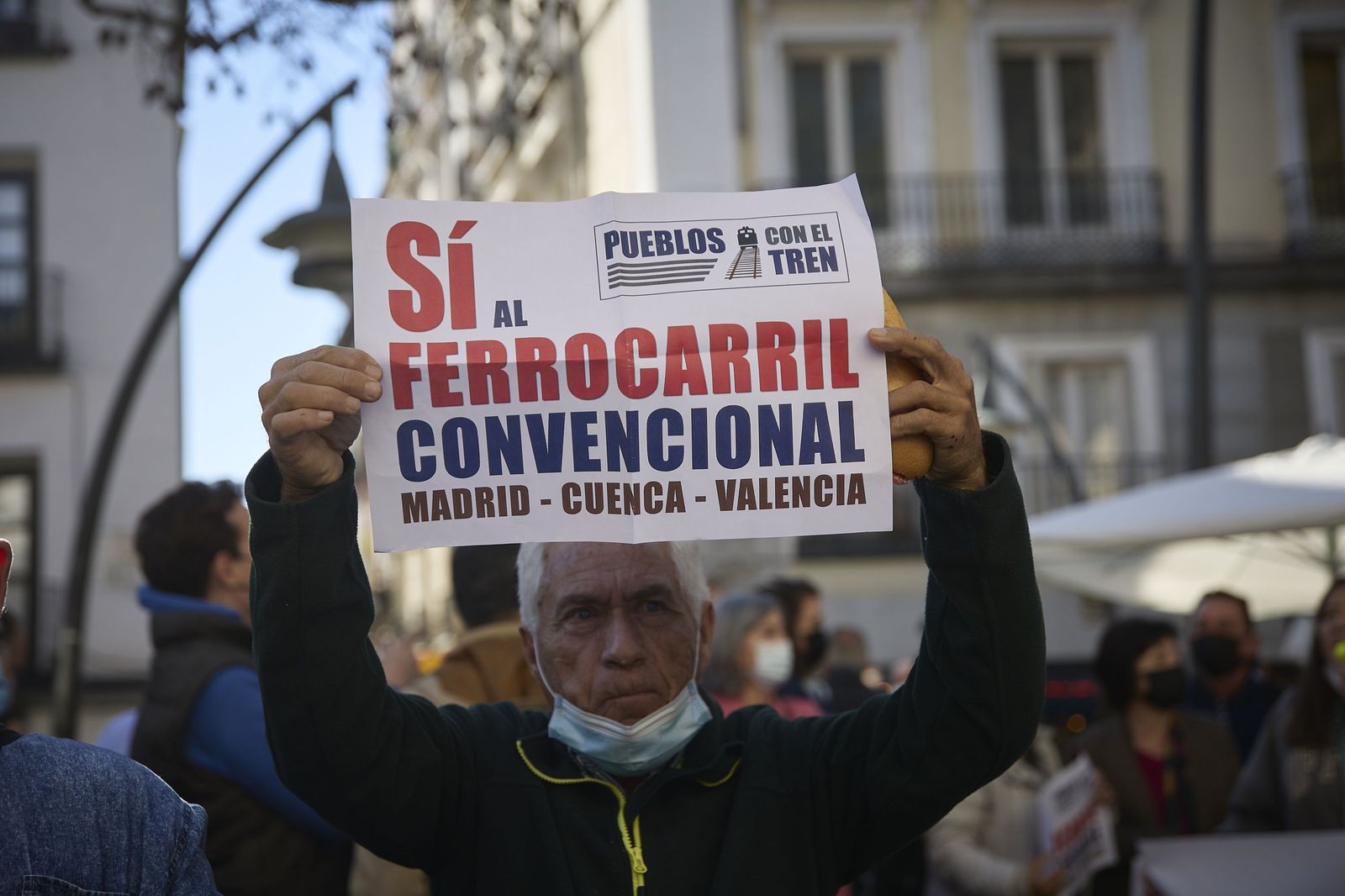 Manifestación en defensa del ferrocarril como medio de transporte sotenible