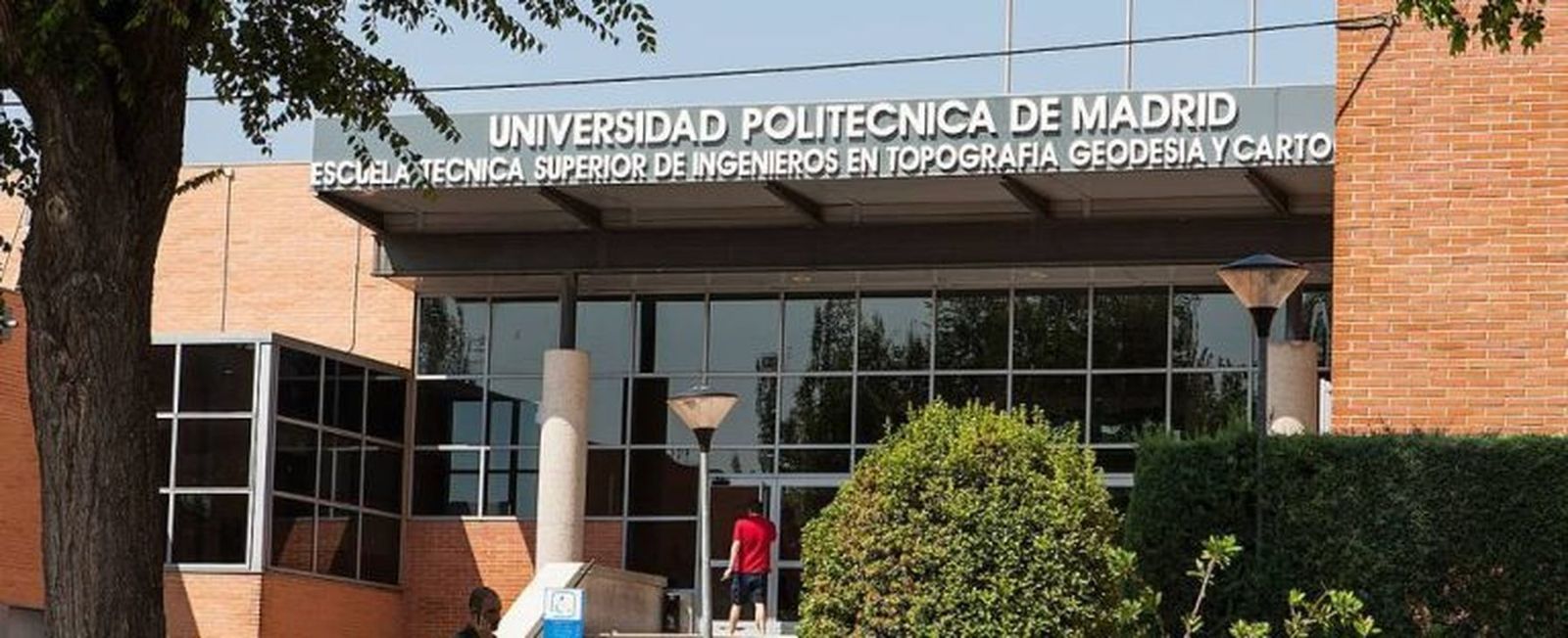 FOTO UPM