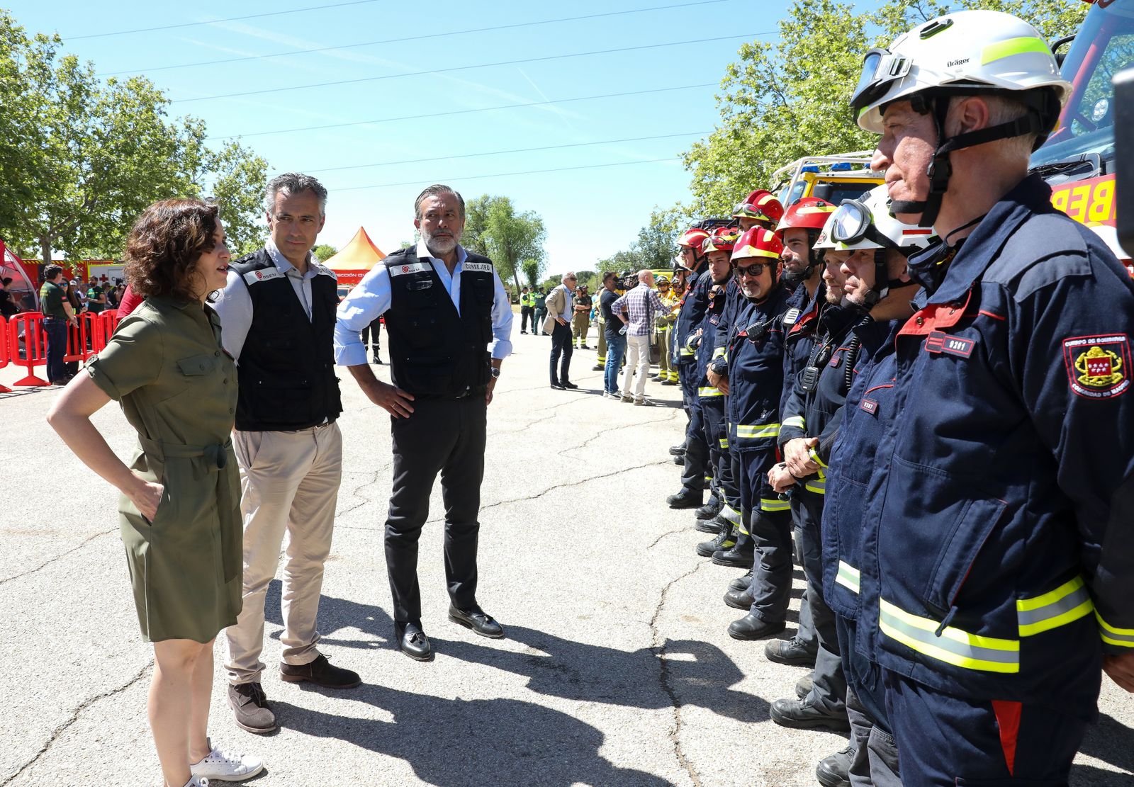 La Comunidad de Madrid incrementará en un 50% la plantilla de bomberos