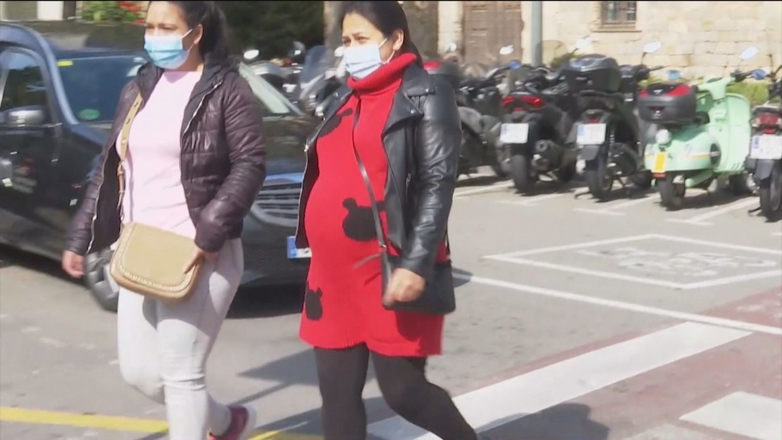 El Supremo anula los contratos de gestación subrogada, la madre no biológica debe adoptar para ser reconocida