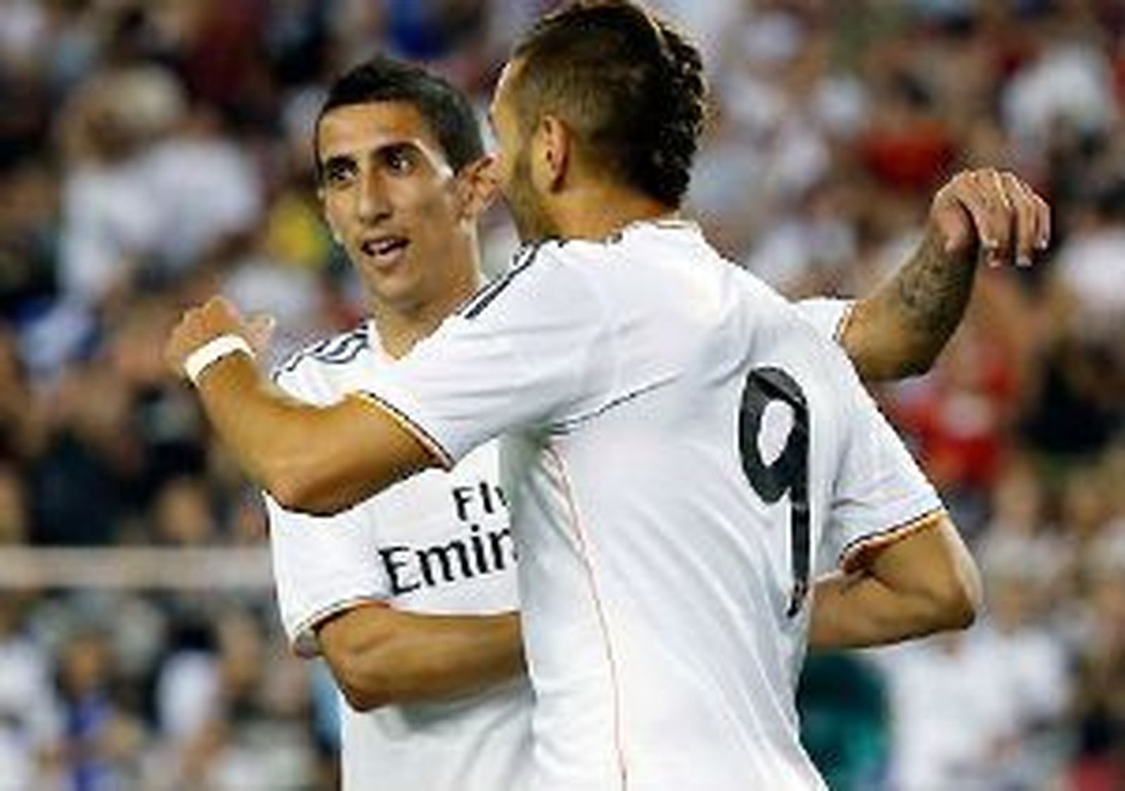 El Real Madrid gala 3-1 al Galaxi