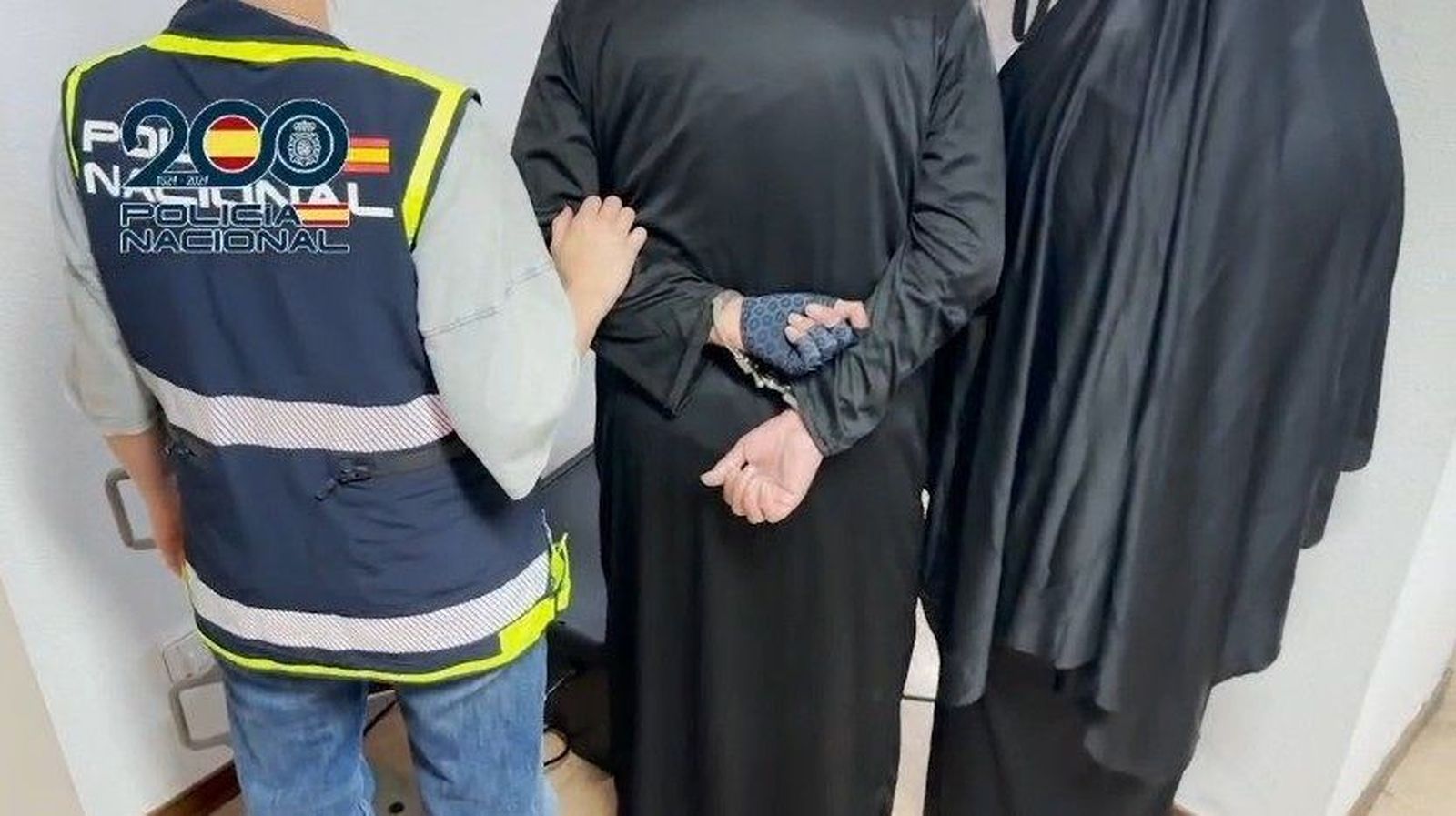 Siete detenidos por atracar una joyería en Madrid, dos de ellos disfrazados de religiosos