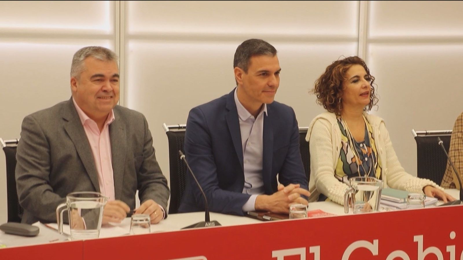 Barones del PSOE temen una "erosión" electoral por los últimos cambios legislativos