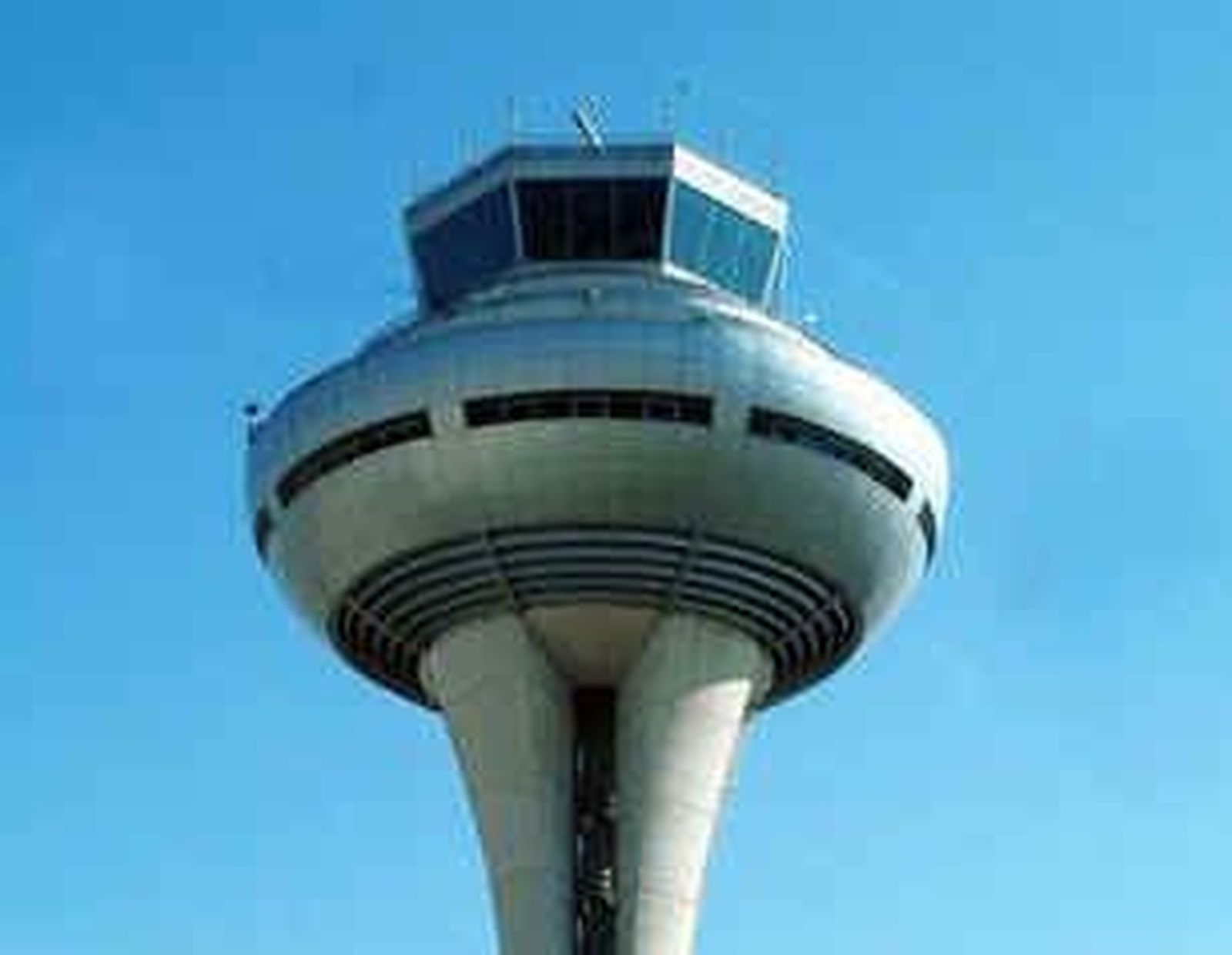 Aena prorrogará tres meses la presentación de ofertas por Barajas y El Prat