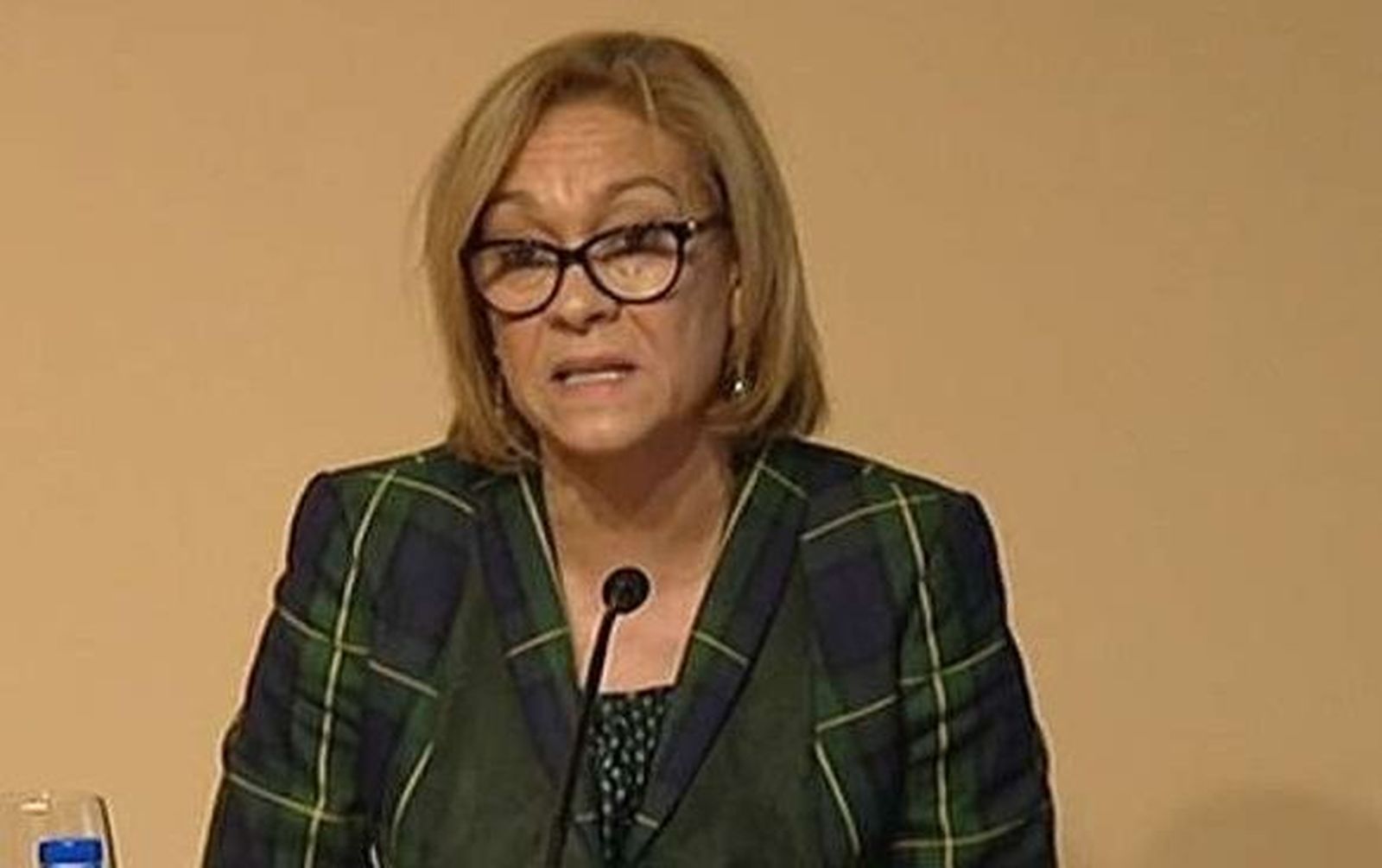 Madrid califica de "negativa" y "sorprendente" la cifra de la EPA