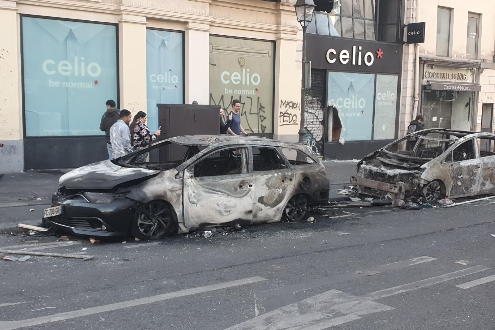 Las violentas protestas en Francia dejan más de un millar de detenidos y la quema del ayuntamiento de Limoges