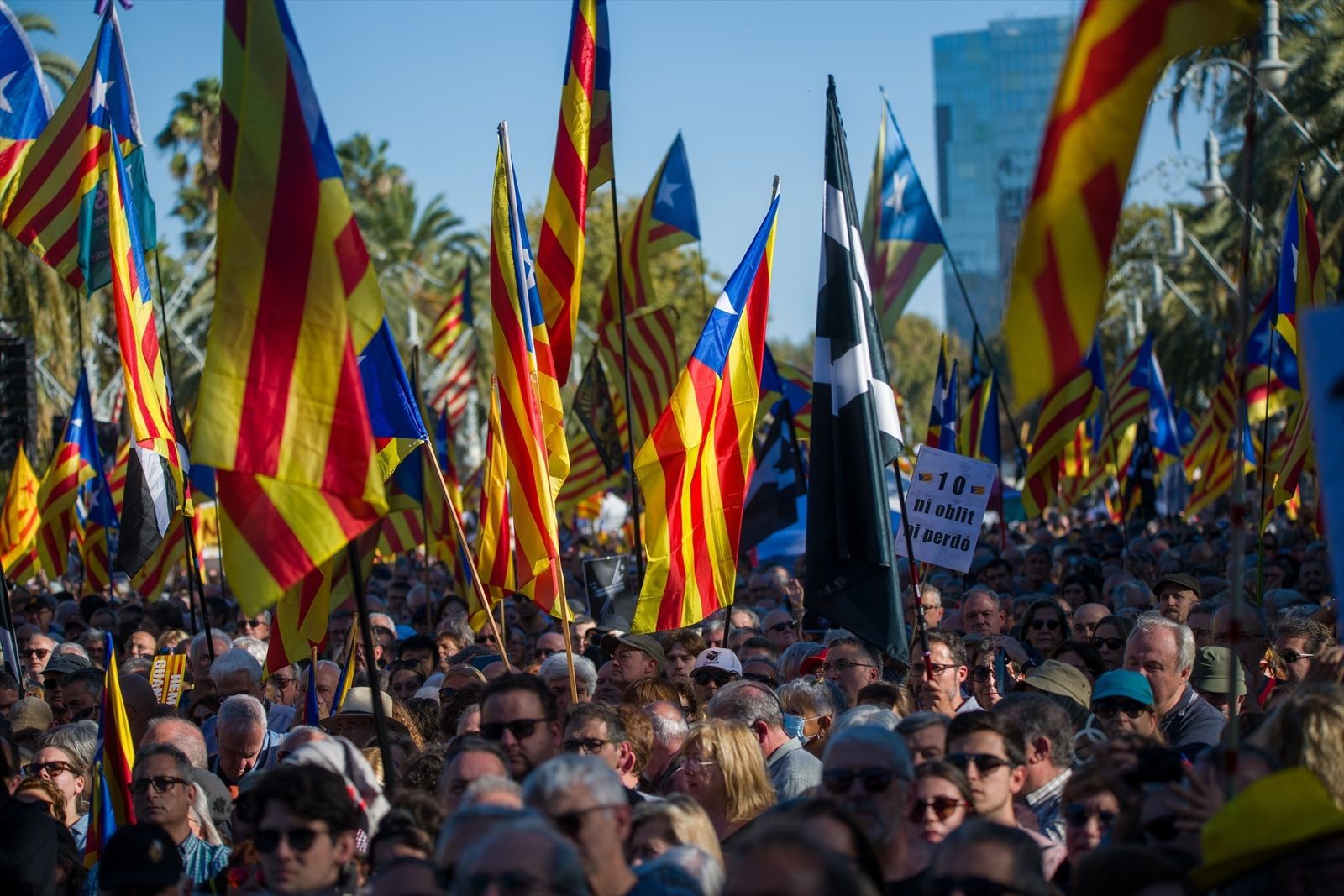 Asistentes al acto del Consell de la República por el quinto aniversario del 1-O
