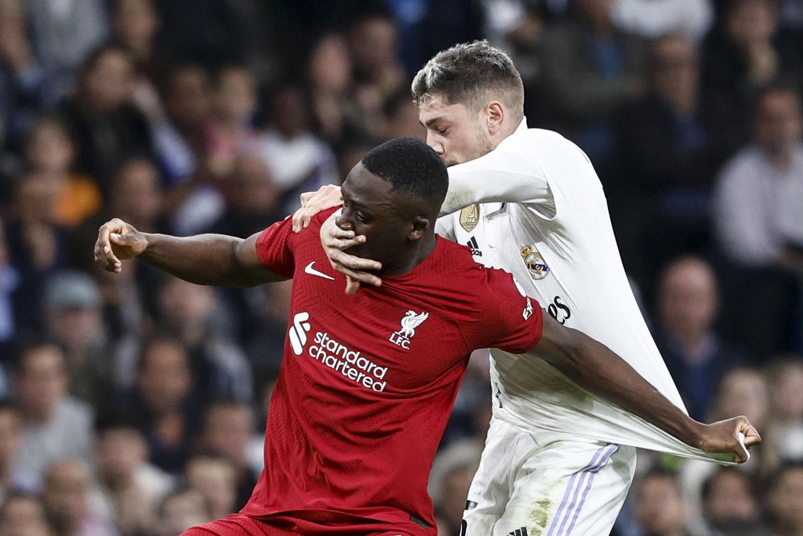 Fede Valverde ante el Liverpool