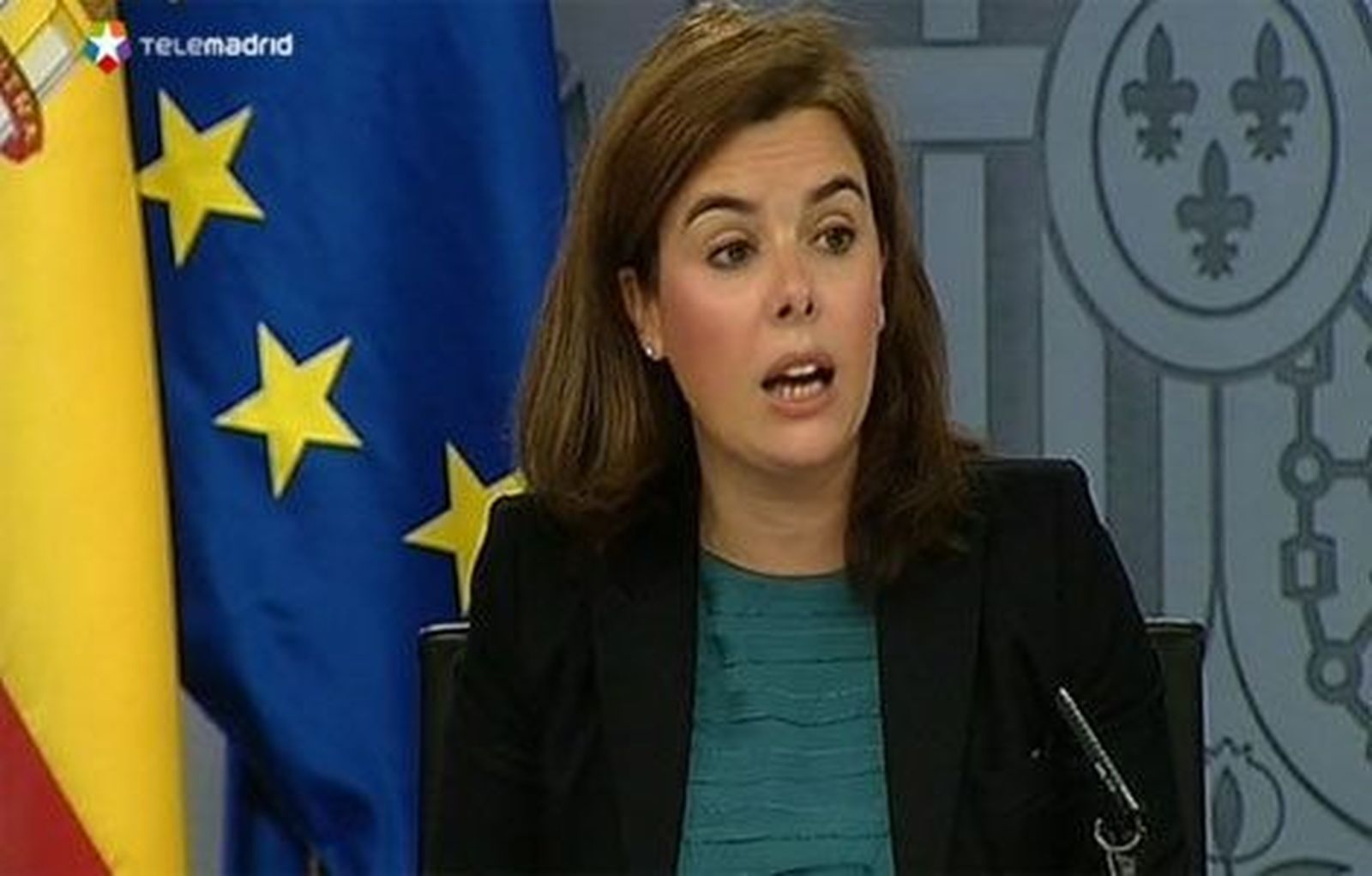 Saenz de Santamaría dice que no hay nada que discutir ni negociar sobre la consulta