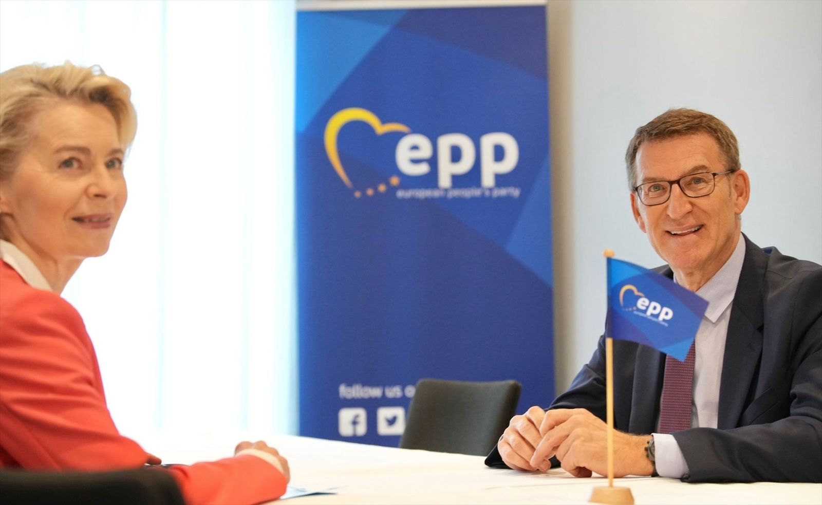 Alberto Núñez Feijóo, junto a la presidenta de la Comisión Europea, Ursula von der Leyen (FOTO DE ARCHIVO)