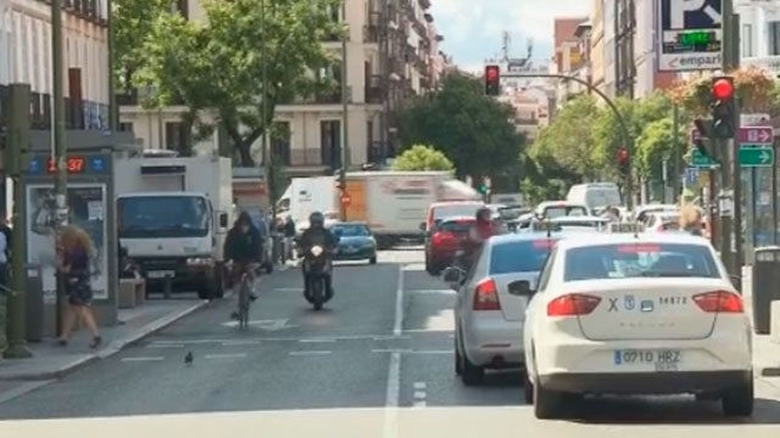 Carmena quiere bajar a 30 km por hora la velocidad en Chamberí