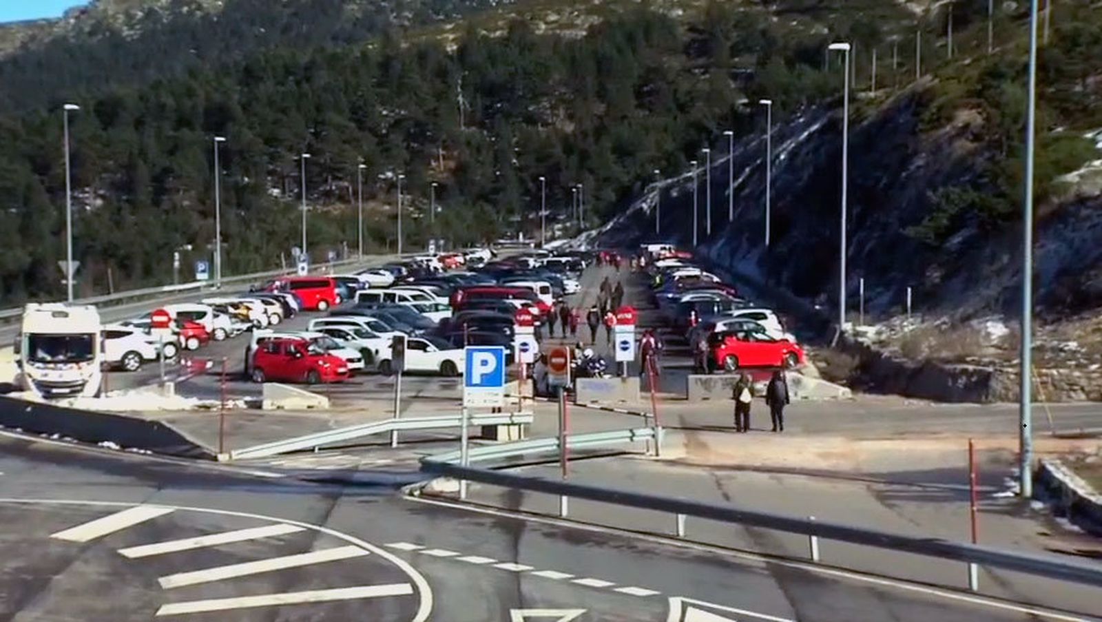 Aparcamiento de la sierra de Madrid