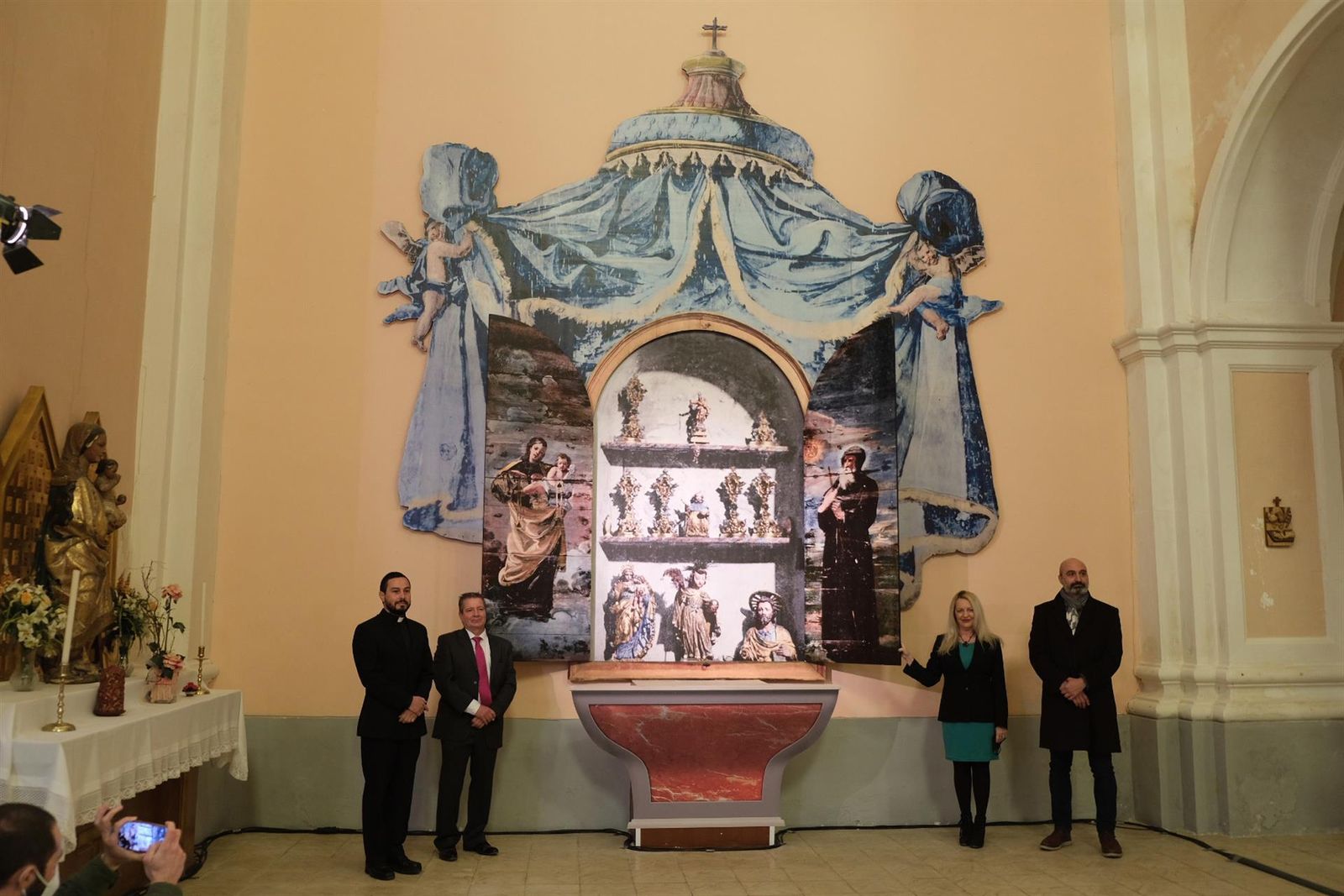 Presentación en Fuendetodos de la reproducción de la primera pintura de Goya reconocida