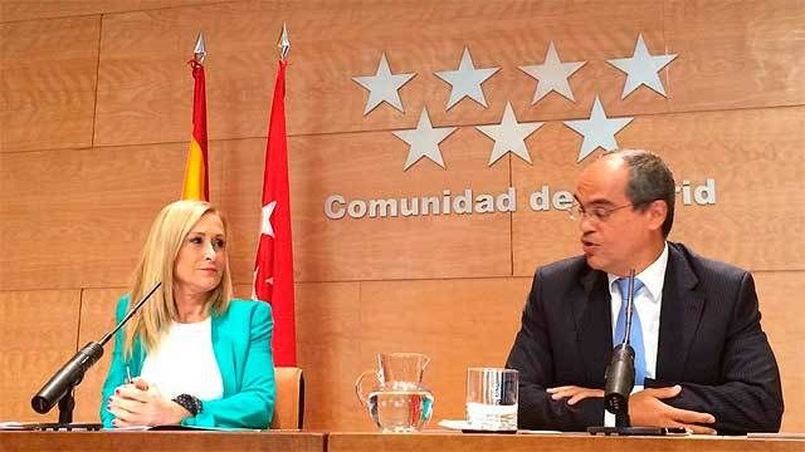 Cifuentes aprueba un plan para coordinar la atención a los refugiados