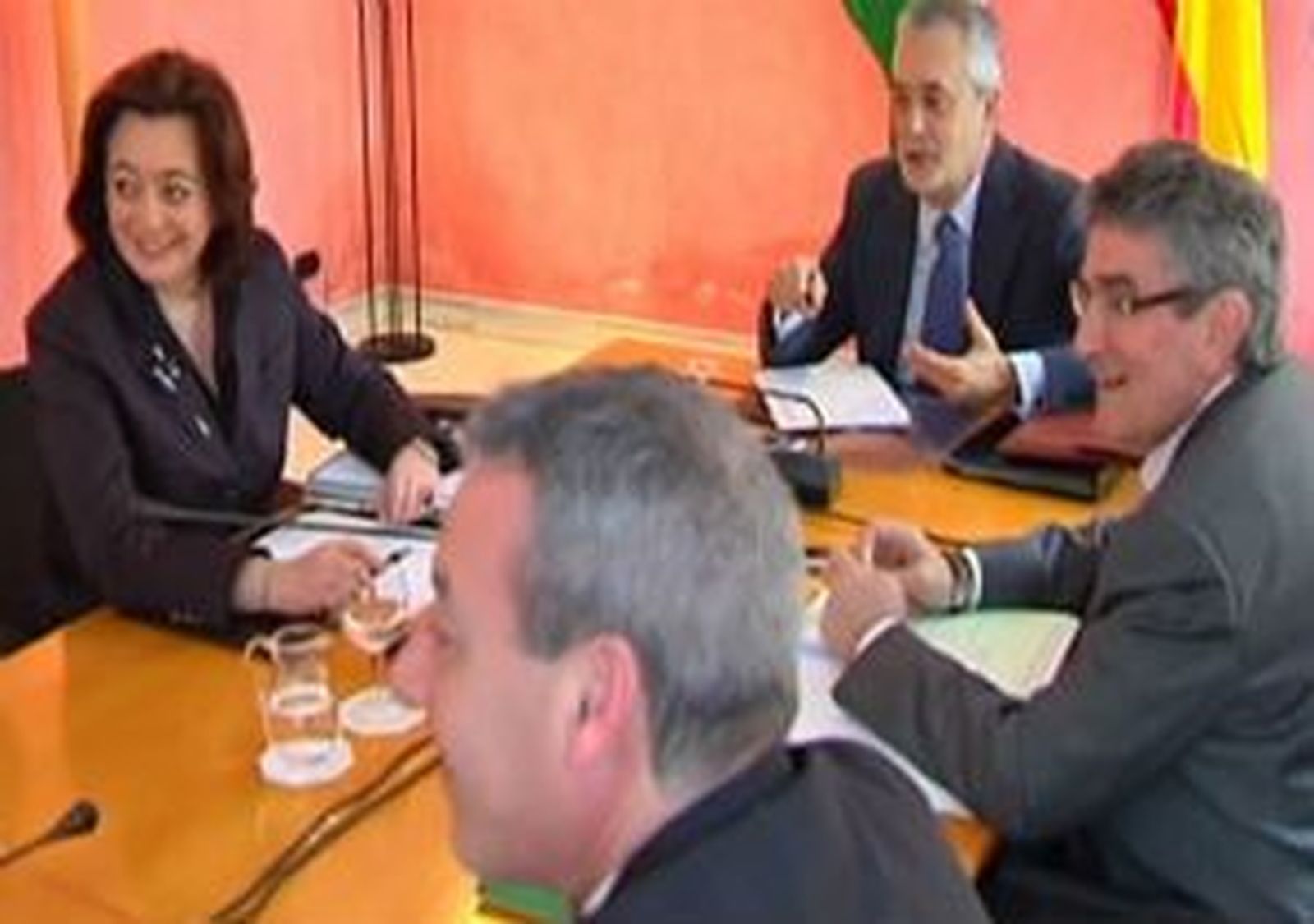 Los pactos en Andalucía: Así negocia IU